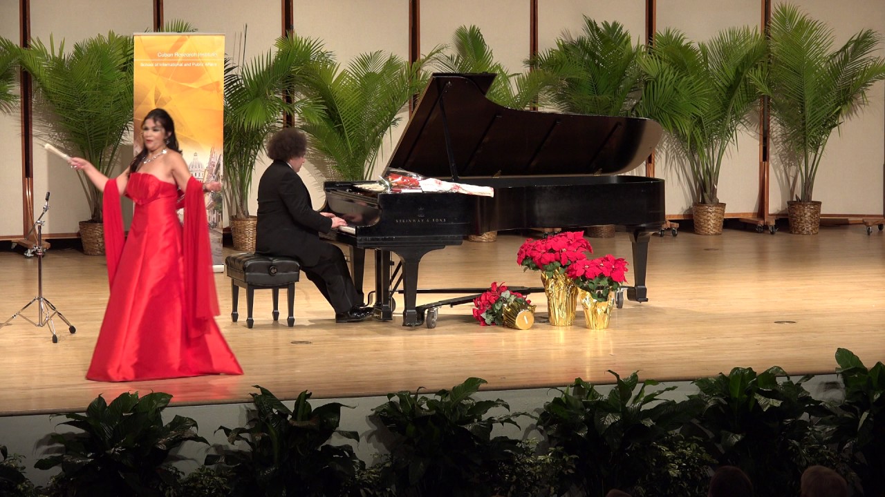 Eglise Gutiérrez, José Ruiz Elcoro - Salida de Cecilia Valdes/Gonzalo Roig-Classically Cuban Concert