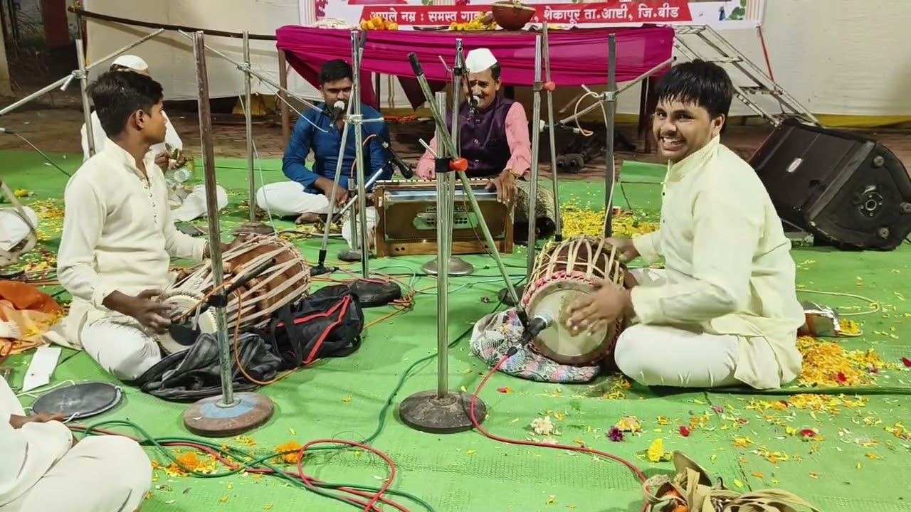 भजनसम्राट देविदास जाधव झुका गुरुजी यांच्या गोड आवाजात गौळण खोड्या तु करू नको माझ्या बाबा