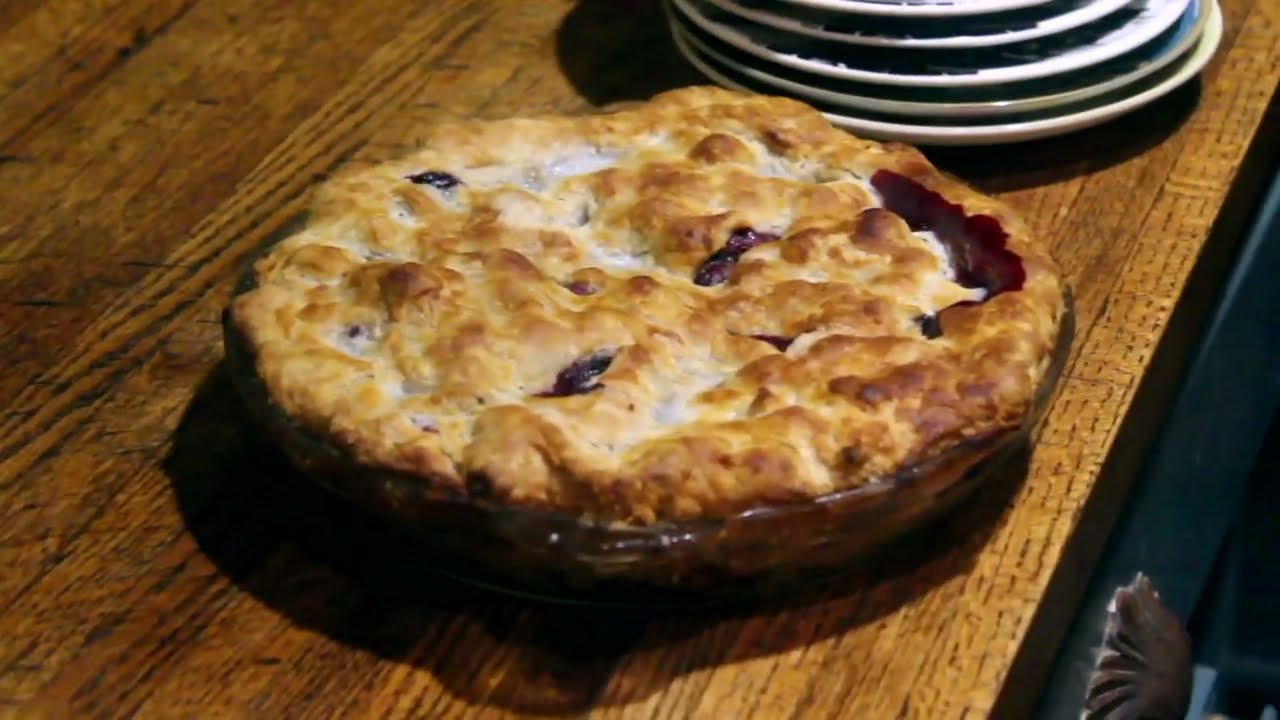 A Blueberry Harvest: From You-Pick to Pie