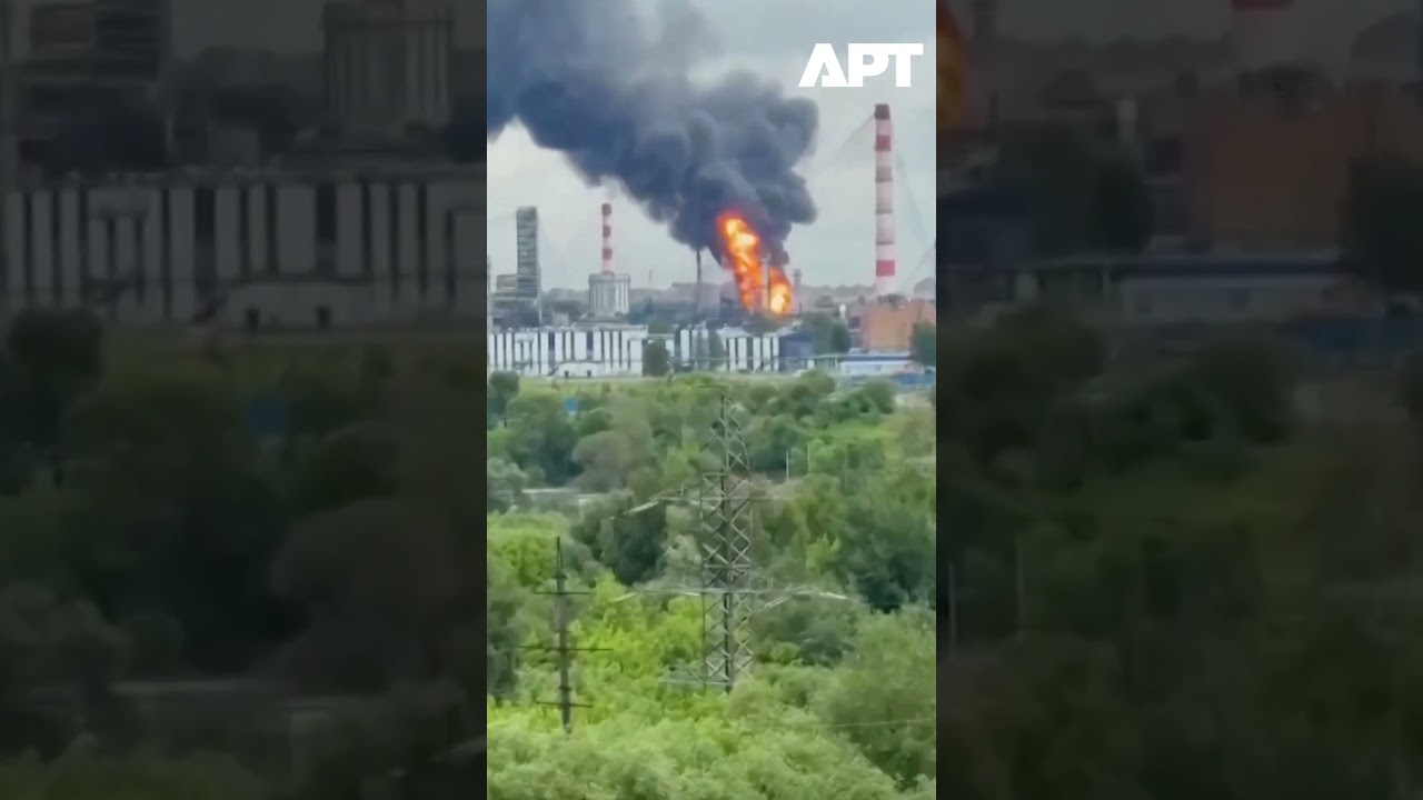 WATCH: Tank Lid Blasts Into Air as Massive Explosion Rocks Moscow Refinery | APT
