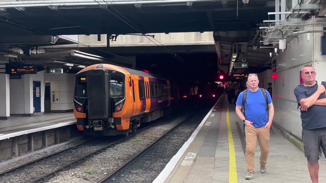 Trains at Birmingham New Street with @thetrainlover1231