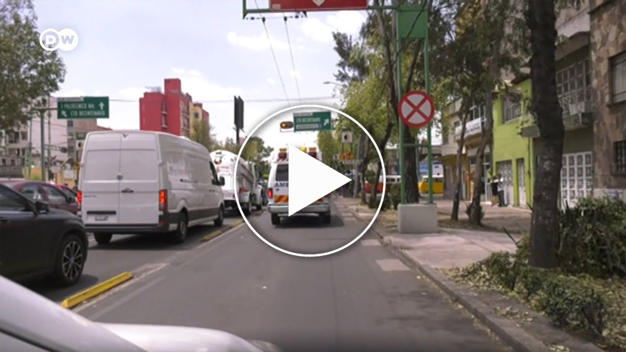 Las ambulancias en la CDMX son pocas
