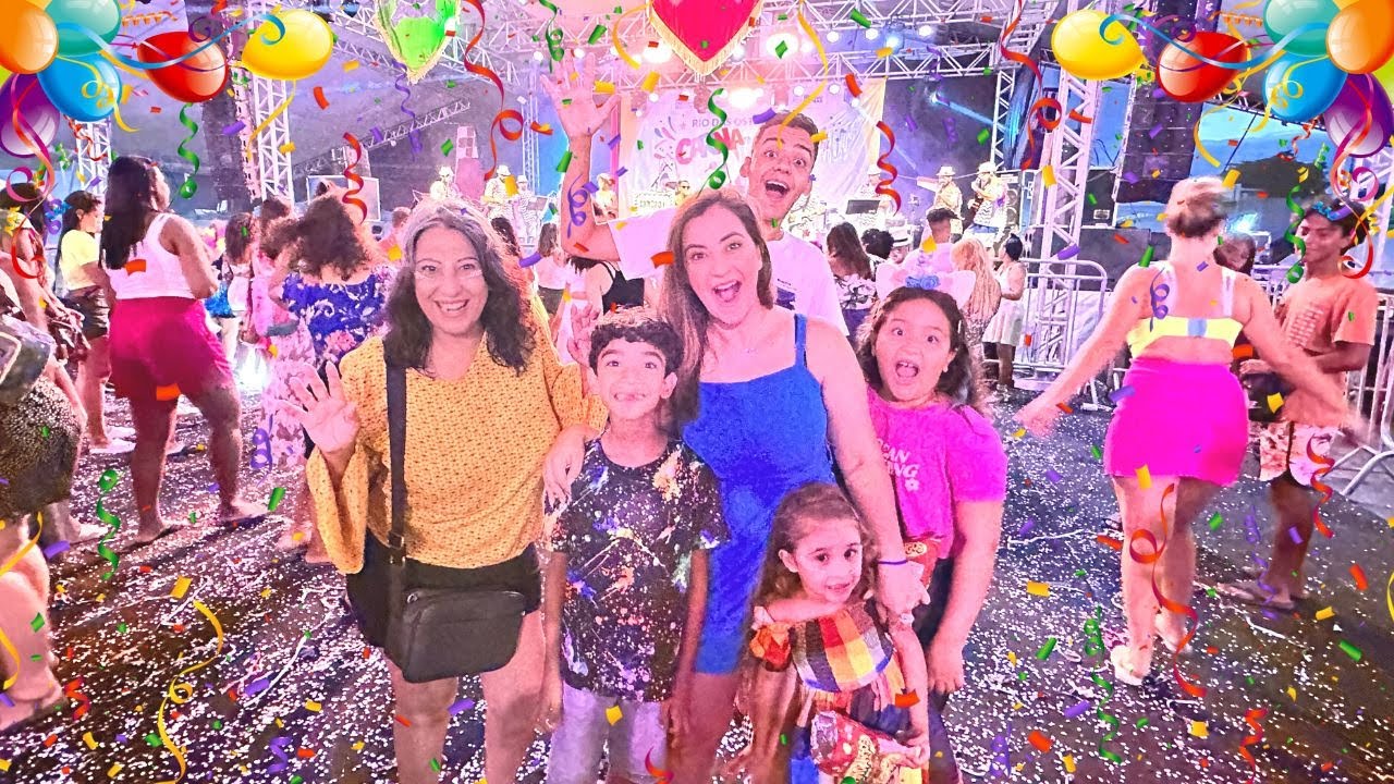 FOMOS NO BAILE DE CARNAVAL COM A FAM&Iacute;LIA ROCHA COMPLETA