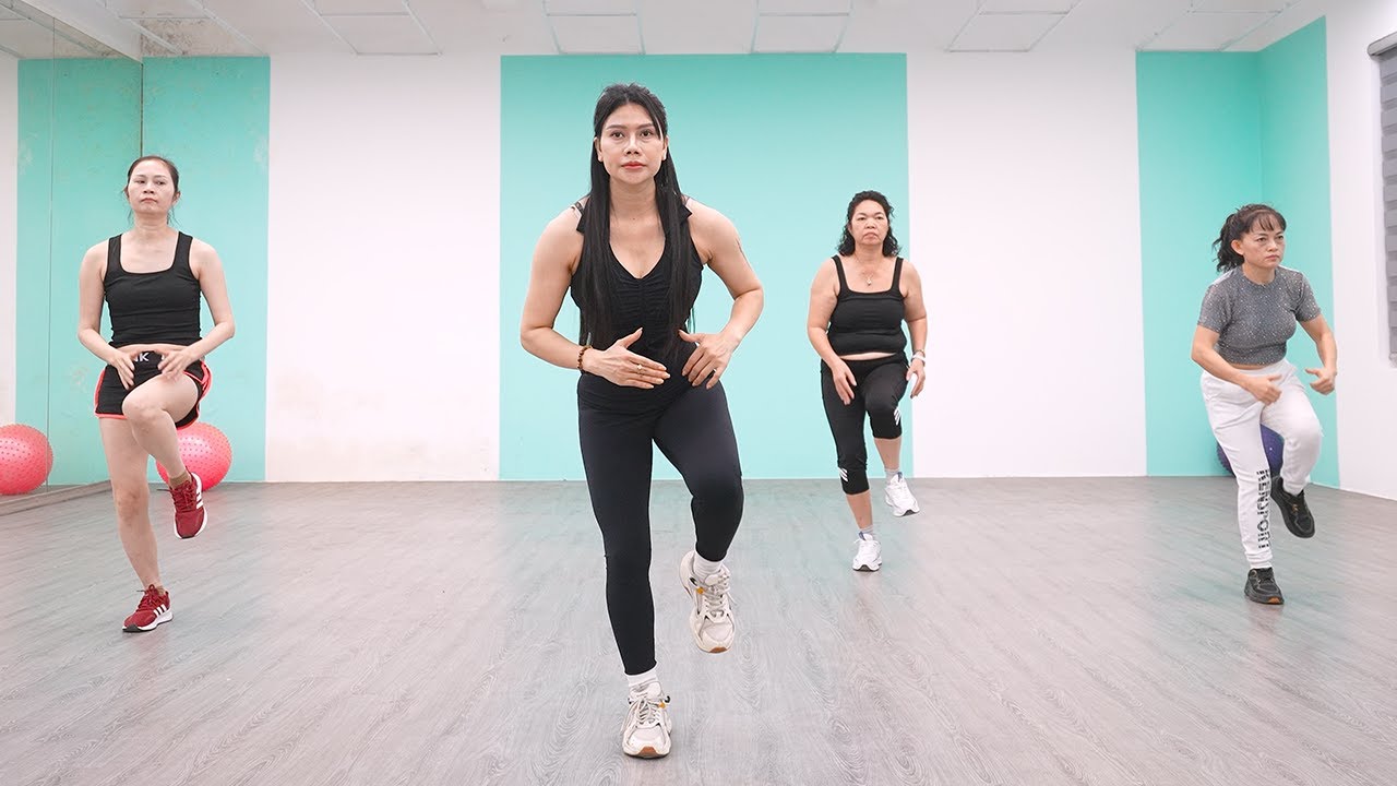 28 Minute Dance Workout At Home | Exercise To Lose Weight FAST | Zumba Class