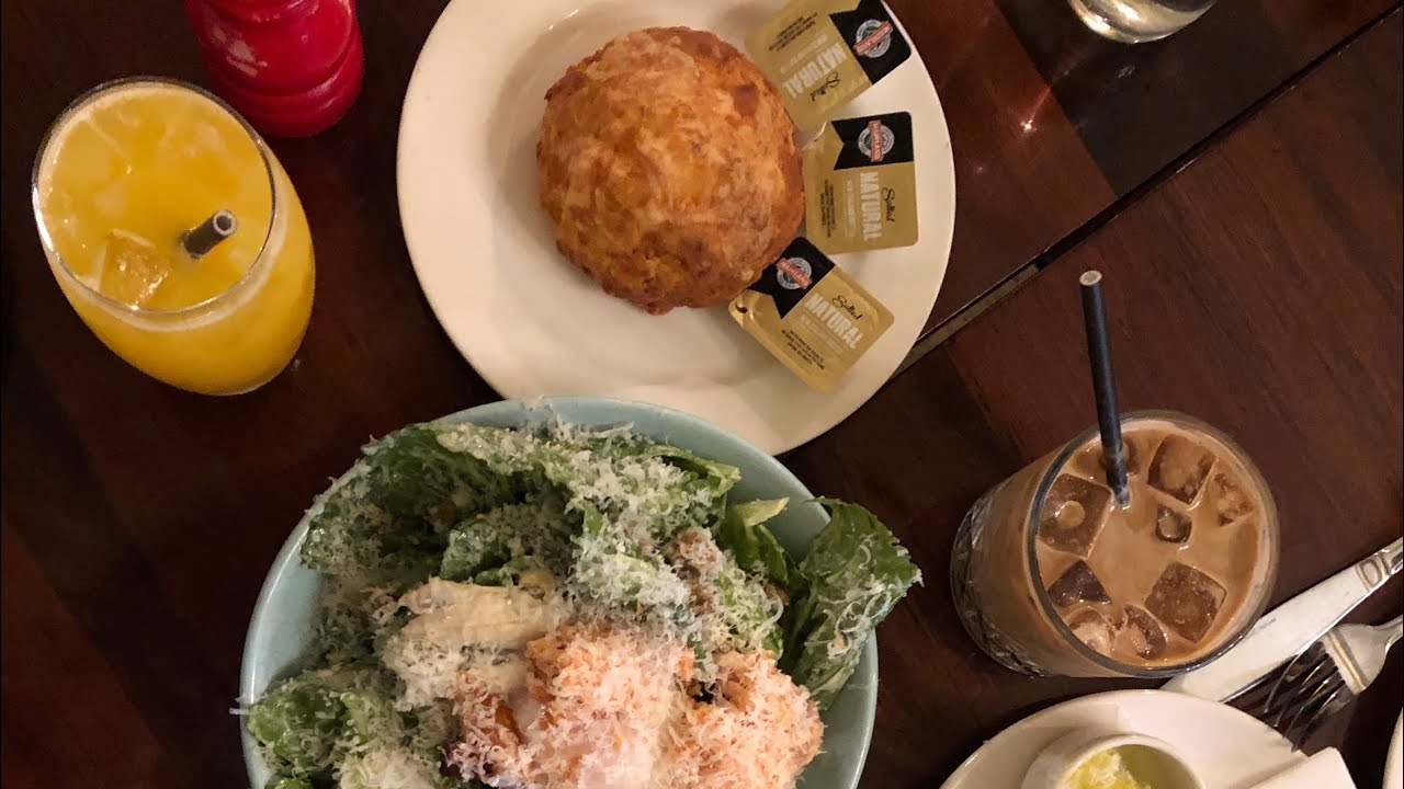 PRAVDA CAFE WELLINGTON - THE BEST  CHEESE SCONES IN #wellington #newzealand