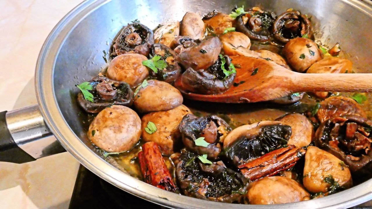 One Of The Best Mushroom Recipes | Sauteed With Thyme And Cinnamon