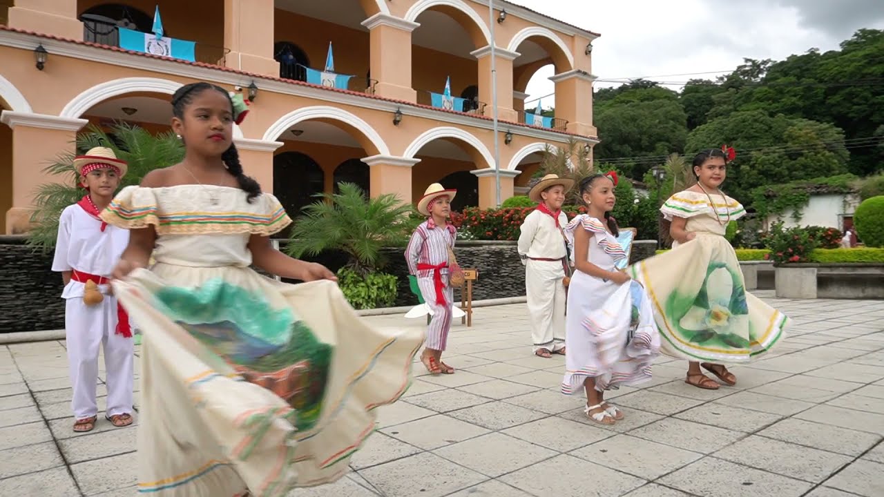 La Cuna del Sol por Alumnos de Tercero primaria