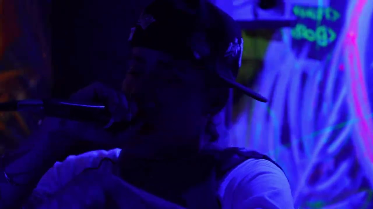MAMI RELAX // SHOW EN VIVO shot by yaupe. @ECOS . M4DRUG