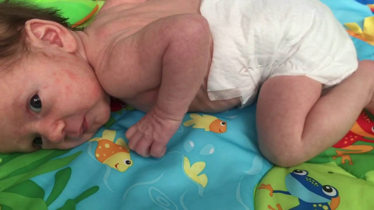One Month Old Baby // First Tummy Time