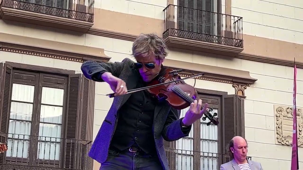 CARLOS NUÑEZ 