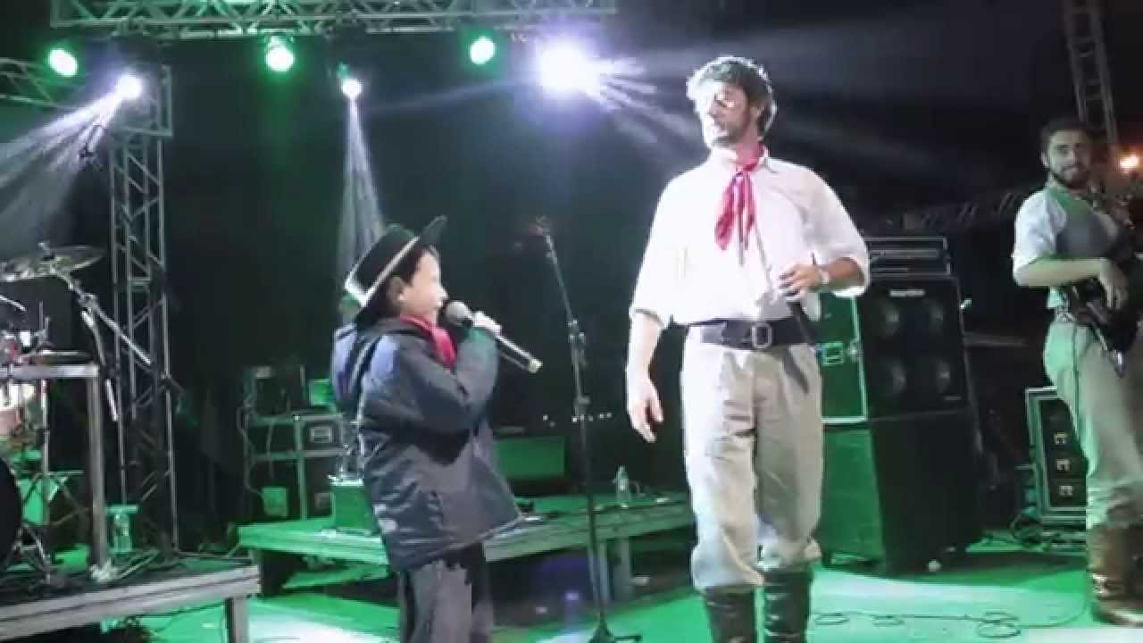 Taca le pau Marco V&eacute;io - Fogo de Ch&atilde;o - Clip OFICIAL com Leandro Beninca (HD)