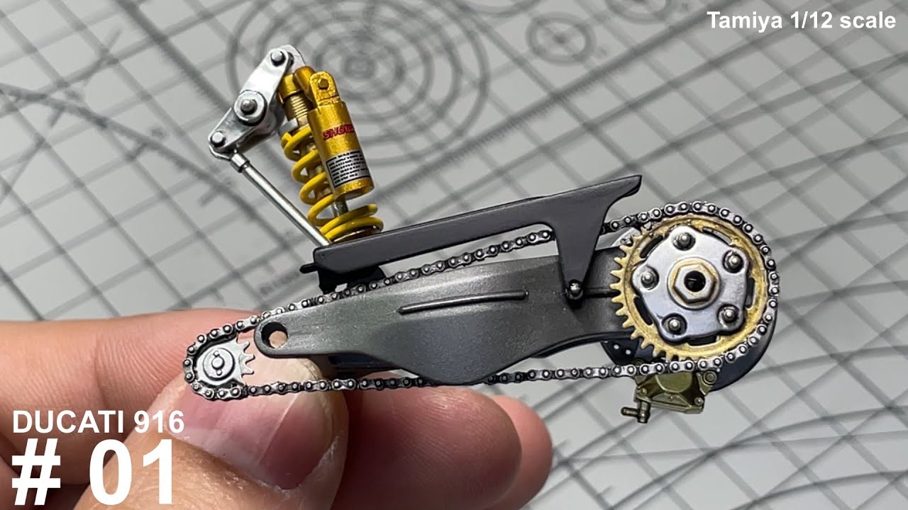 Building a DUCATI 916 (#01) - Tamiya 1/12 scale plastic model