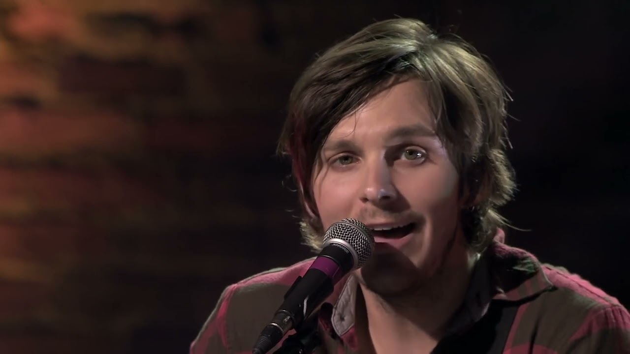 Charlie Worsham   Front And Center    Love Don't Die Easy  Live Video