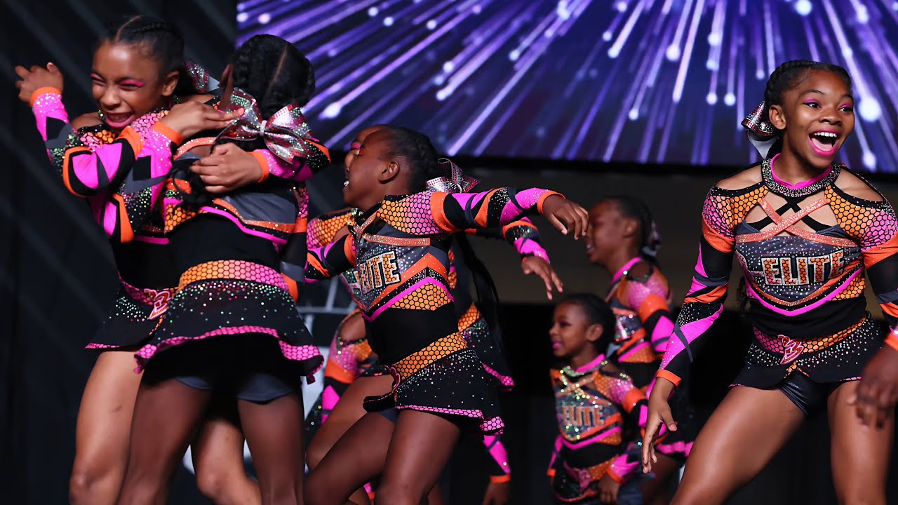 Rizzy Starrrr  3rd place Allstar World Championship team! The B-Elite Allstars Honey Bees