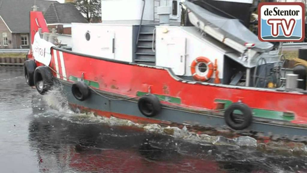IJsbreker in Kanaal Almelo-De Haandrik