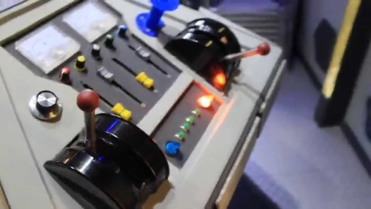 DW2012 Fan Made TARDIS Console room tour!