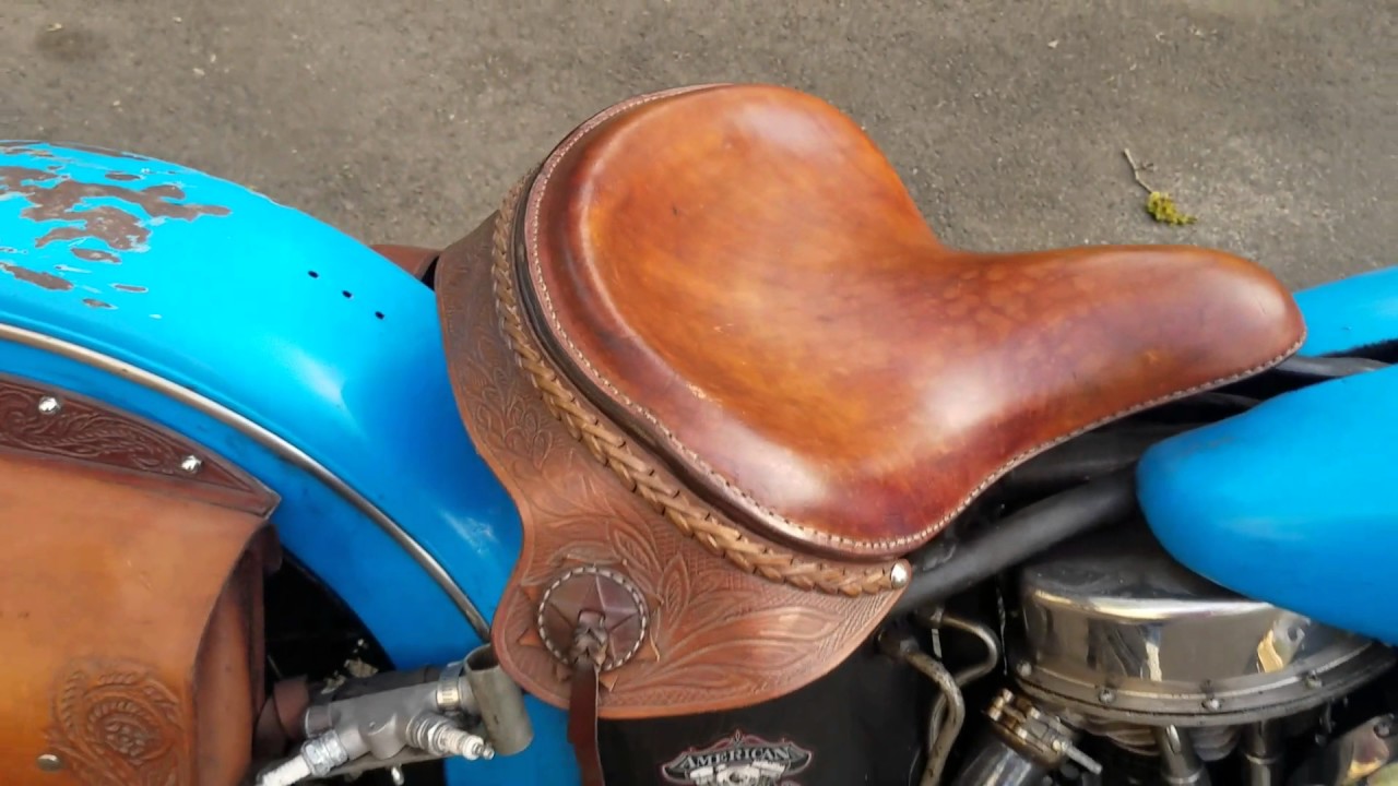 1948 Harley Panhead Running