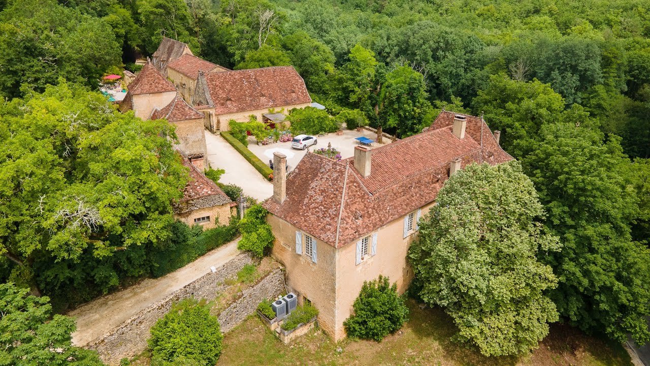 Beautiful 18th Century Chartreuse for sale!!