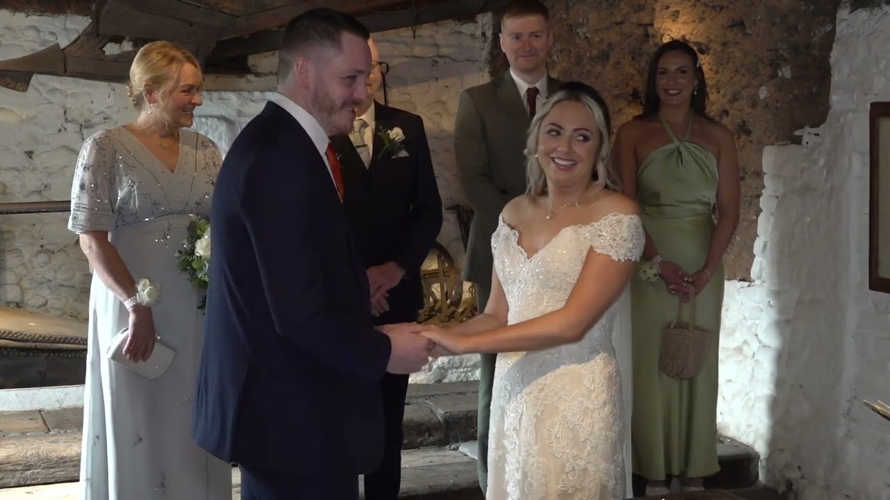 Famous Blacksmith's Shop Gretna Green elopement wedding video
