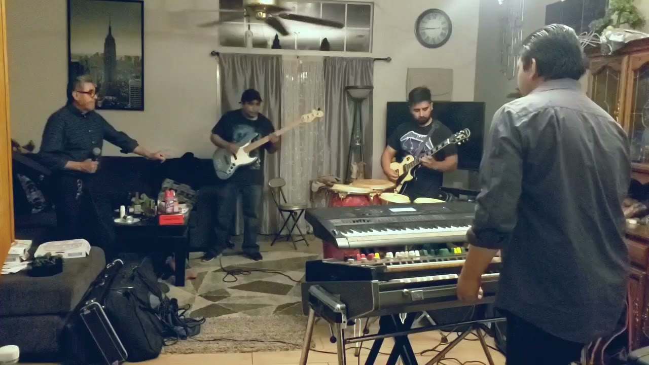 Amargo Dolor- La Migra