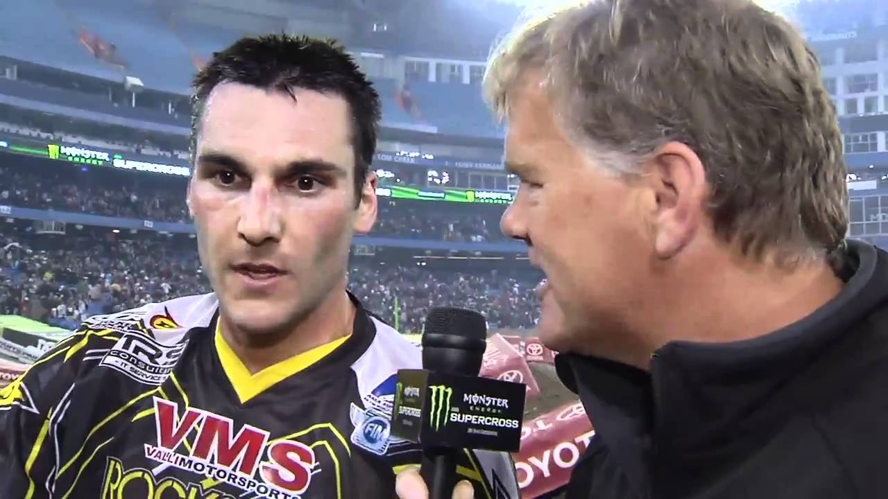 Supercross - Toronto 2011 - Nick Wey Finish