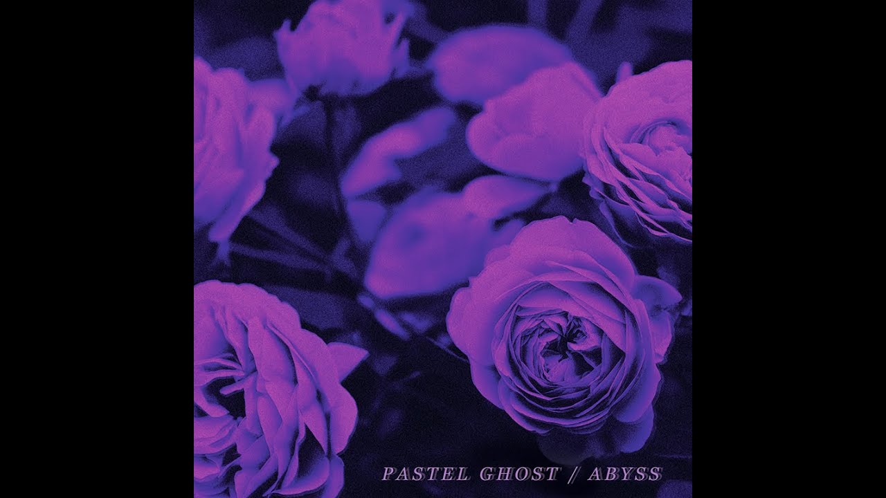 PASTEL GHOST ~ SKELETON