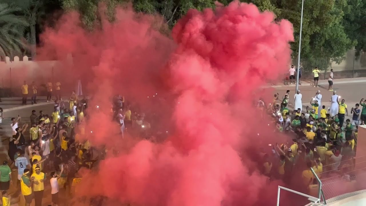 احتفال جمهور السيب بعد ضمان تحقيق الدوري 🔥