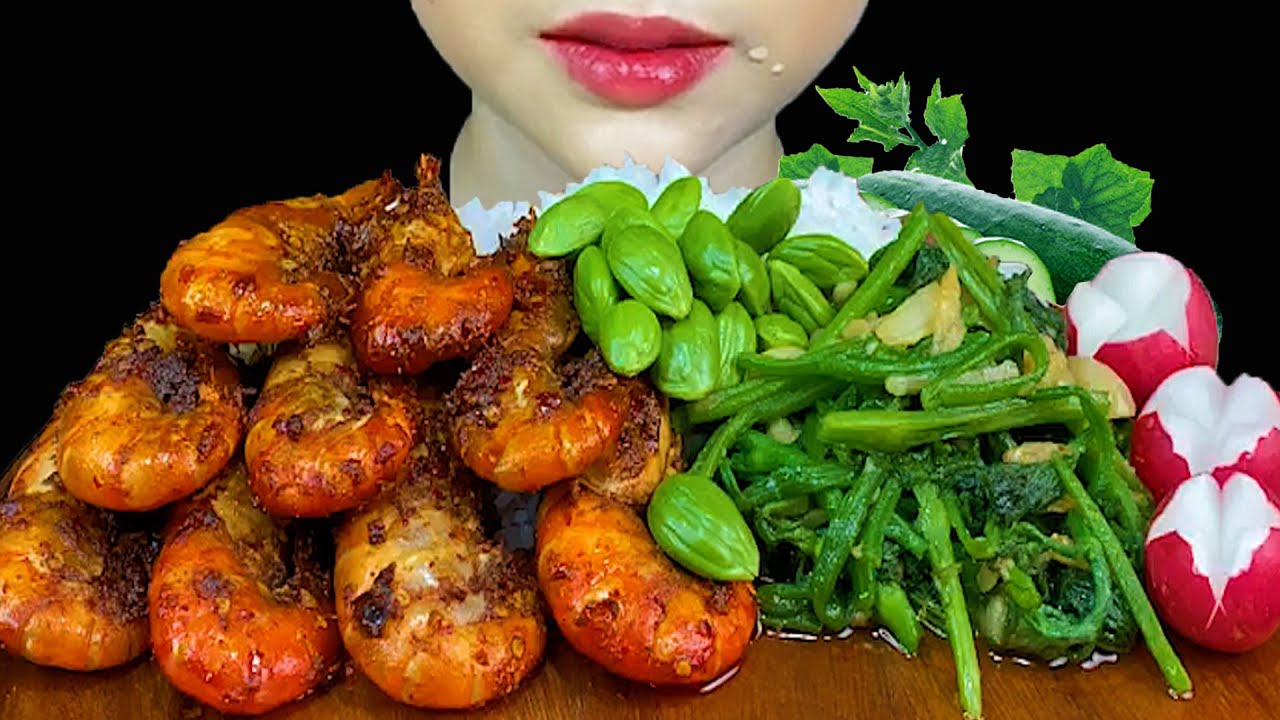 MUKBANG EATING||PRAWNS CURRY, STIR FRIED GREEN PUMPKIN LEAVES & STINK BEANS