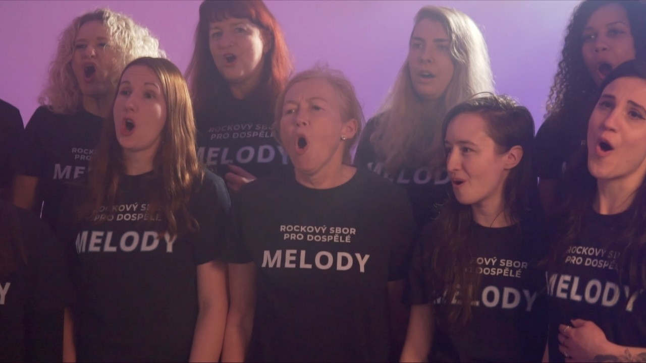 Rockový sbor MELODY - The Show Must Go On (choir cover)