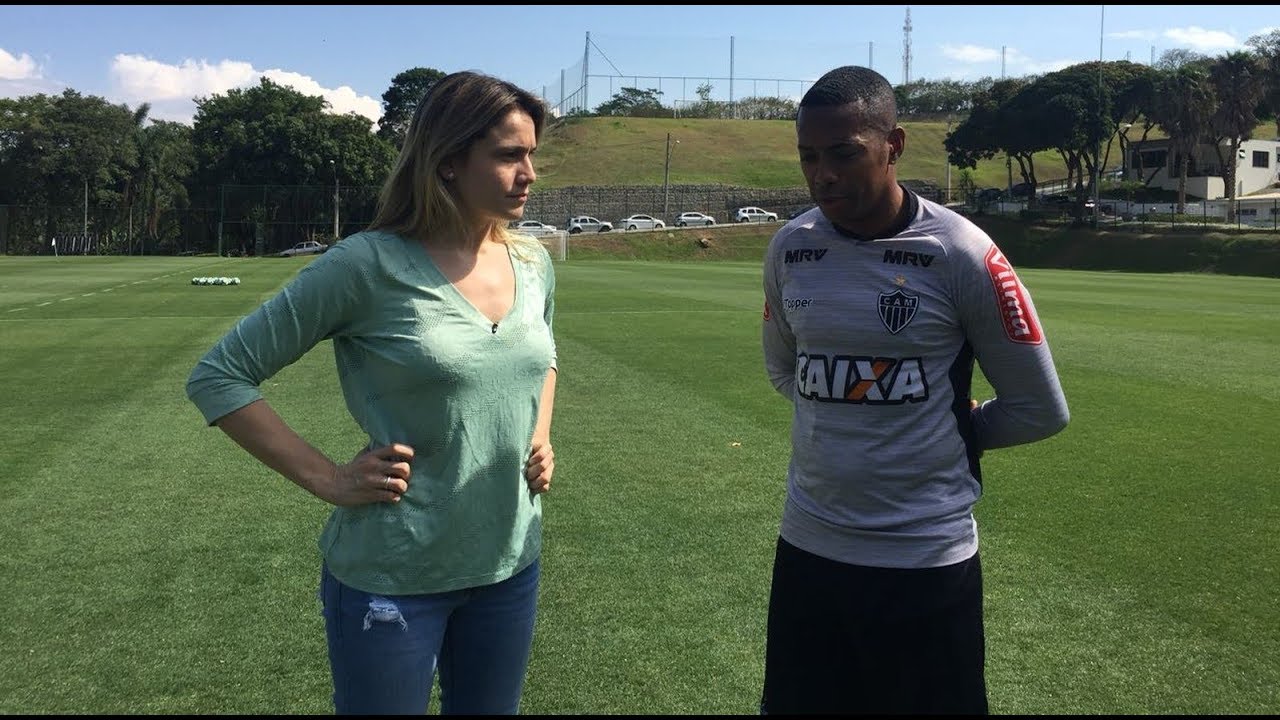 Robinho explica ''jogou aonde'', elogia Oswaldo e mira Libertadores  esporte espetacular