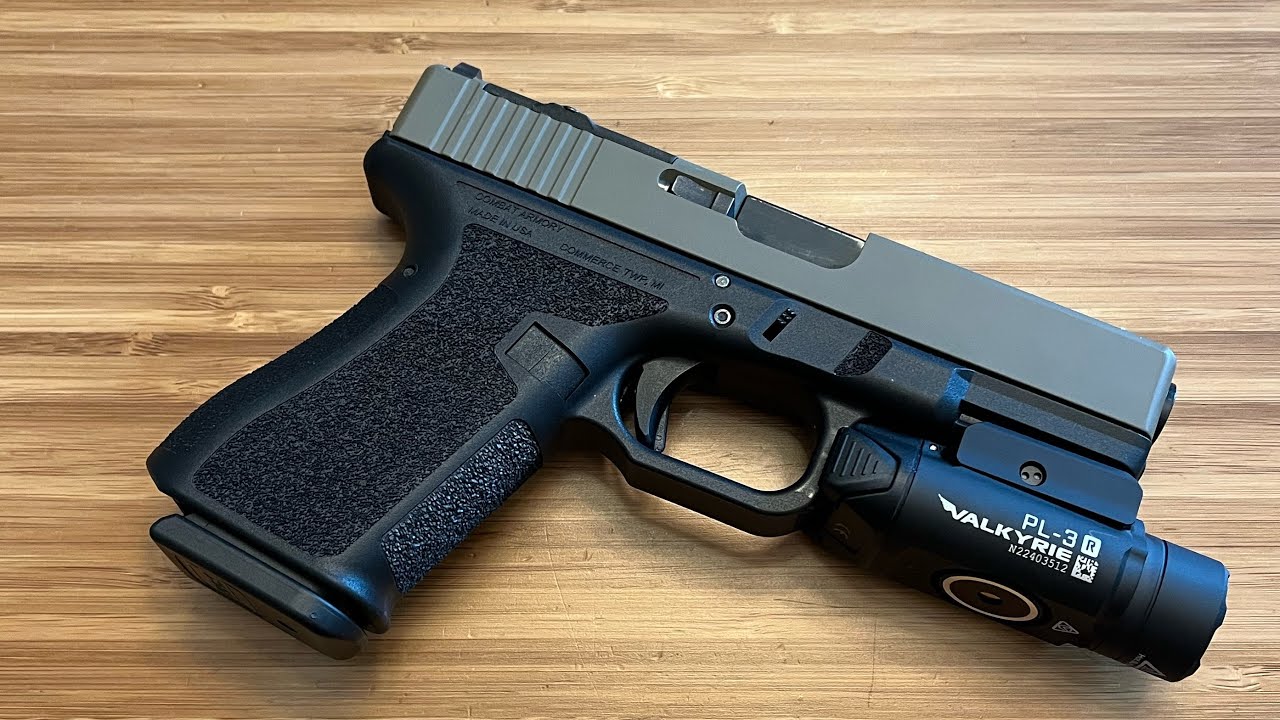 Olight Valkyrie PL-3R 1500 Lumen Light
