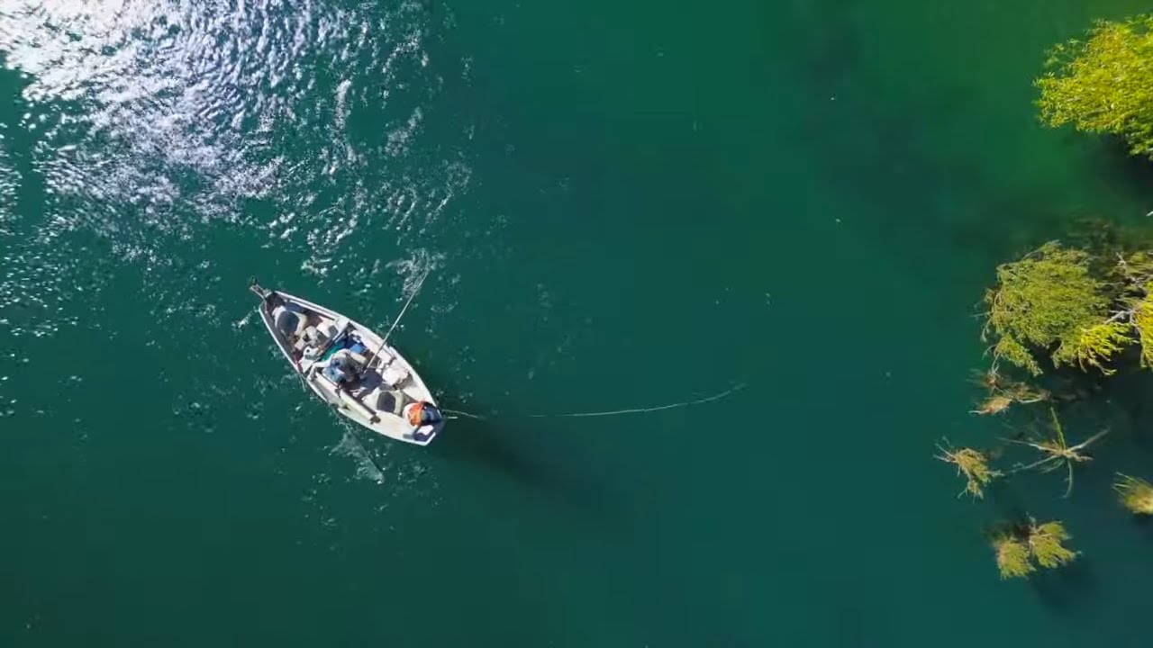 Pesca Rio Futaleufú Trevelin junto al Encuentro Fly Fishing, Chubut Patagonia Argentina Aguas Arriba