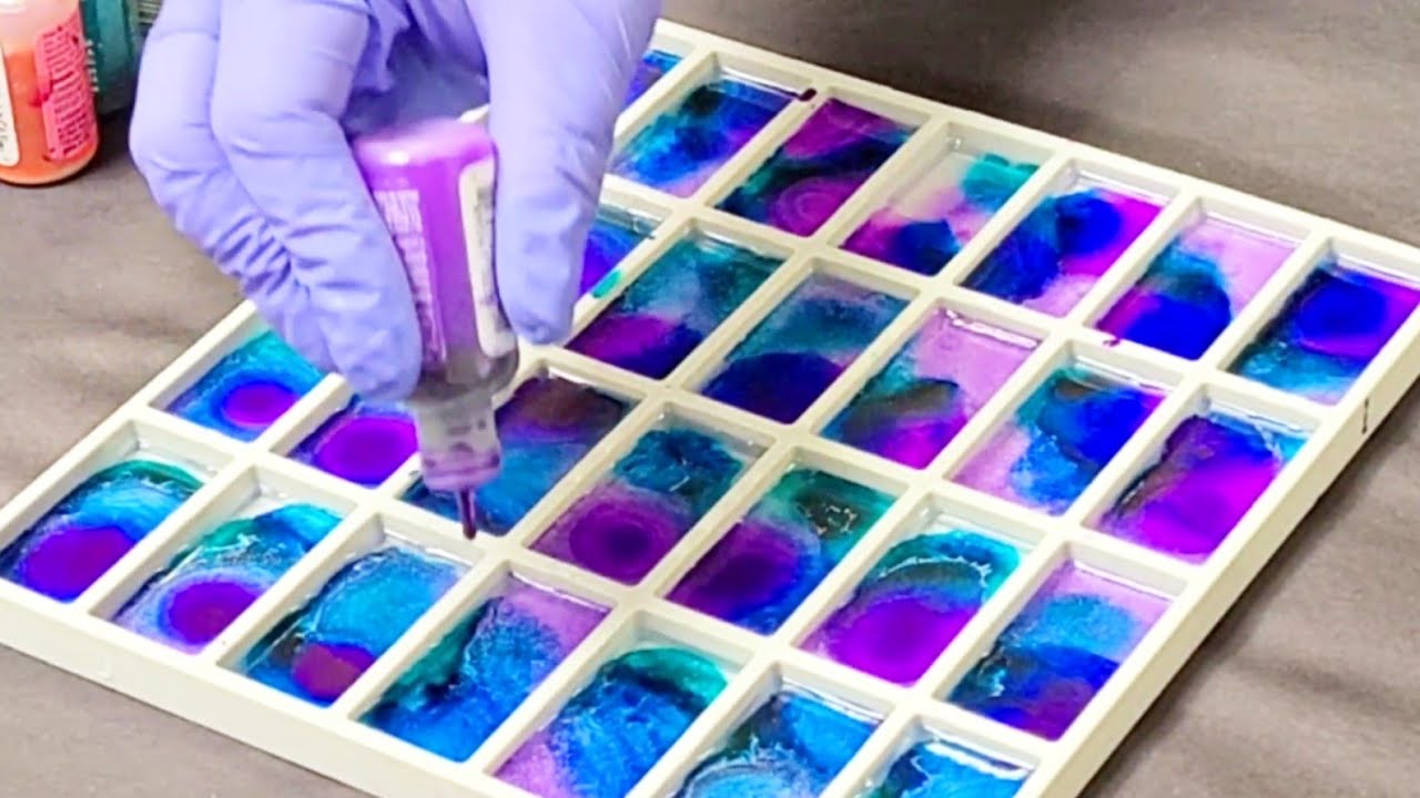 Tie-Dye Resin Dominoes!
