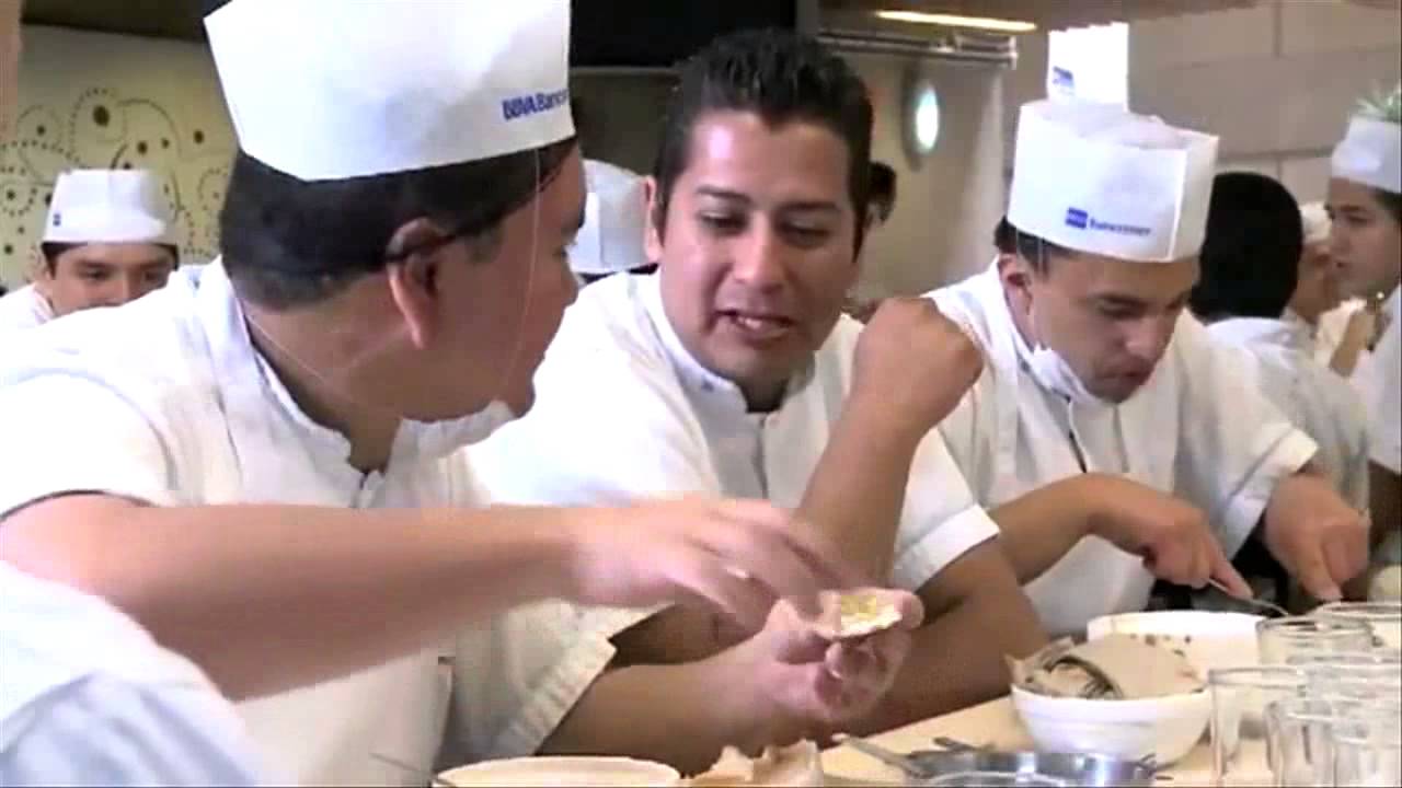 Video Institucional 2013 Daunis Gente Excepcional AC  Final