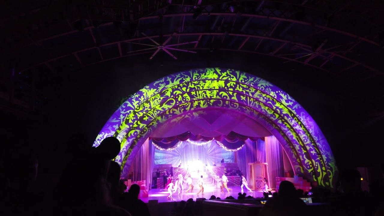 Disney Jollywood Nights - Disney Holidays in Hollywood - Disney World - Hollywood Studios