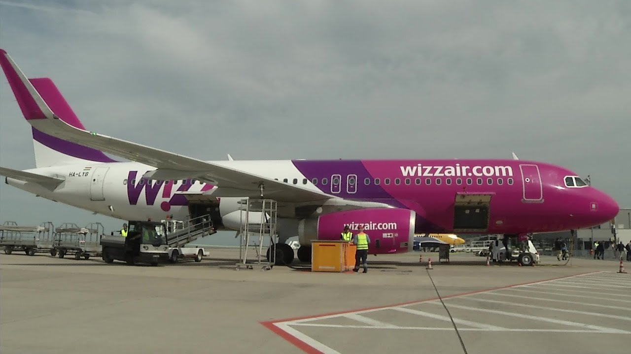 Dortmund von unten: Airport (4/5)