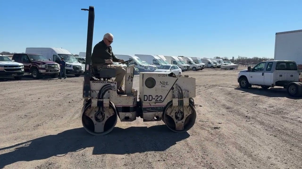 Ingersoll-Rand DD-22 Articulated Double Smooth Drum Vibratory Roller Selling at Auction
