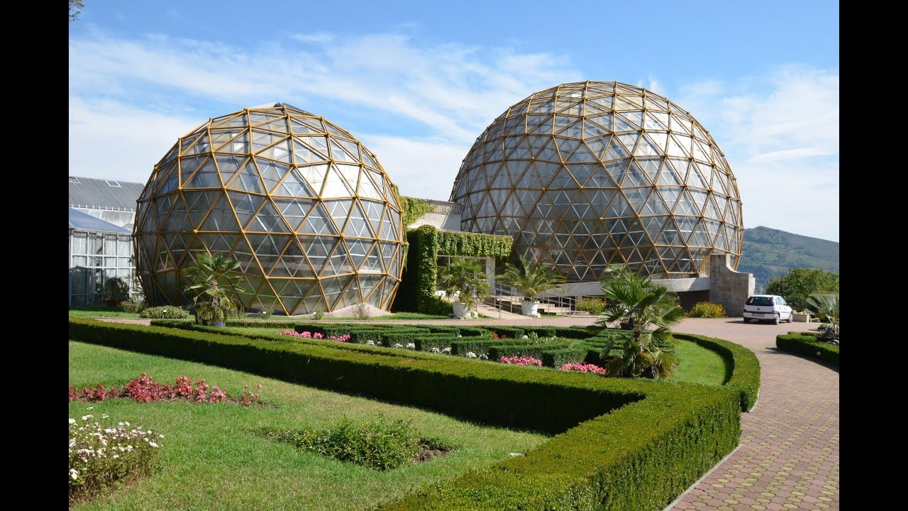 Complexul de Sere - Gradina Botanica Jibou