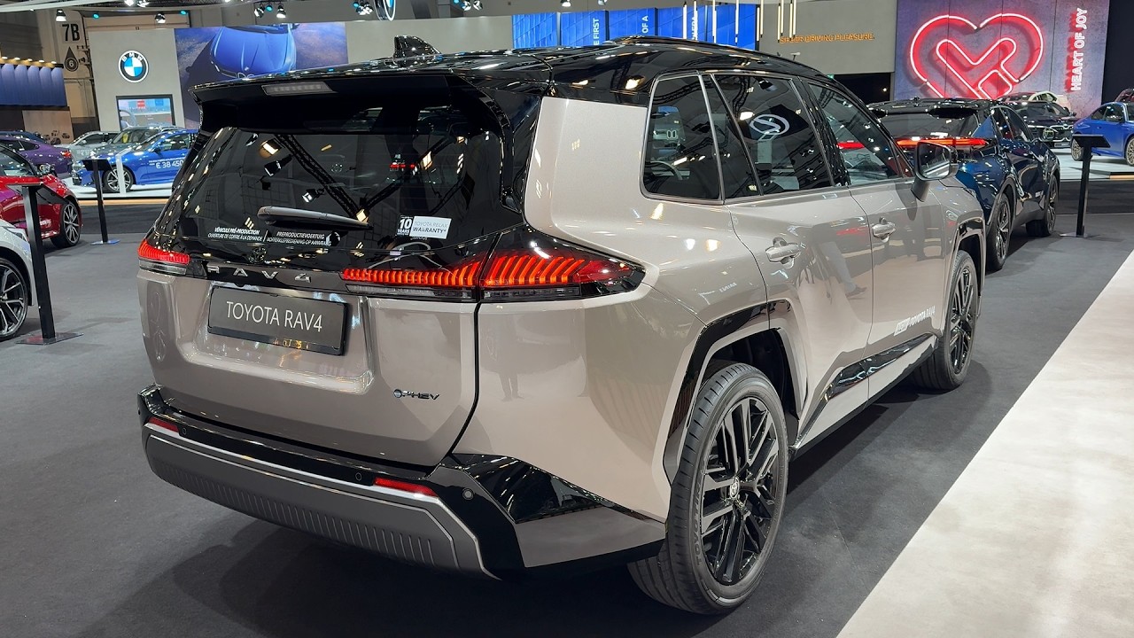 New TOYOTA RAV4 2026 vs MAZDA CX-5 - visual COMPARISON - which one is your favorite? (Europe)