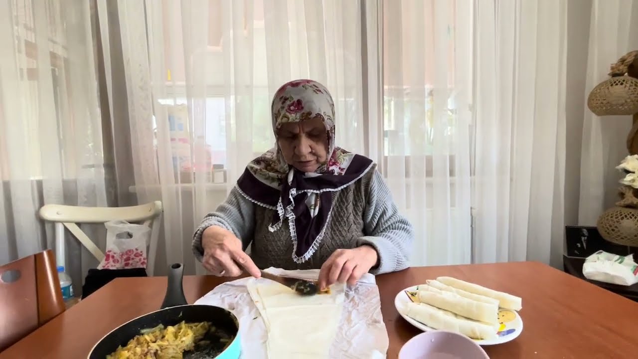 ASLANLAR 👑DA KORKARMIŞ BUGÜN ÖĞRENDIK 🧐BONCUGUM 🧿YINE TORUN TOMBALAK 😍PEŞINDESIN 🥰MAŞALLAH￼