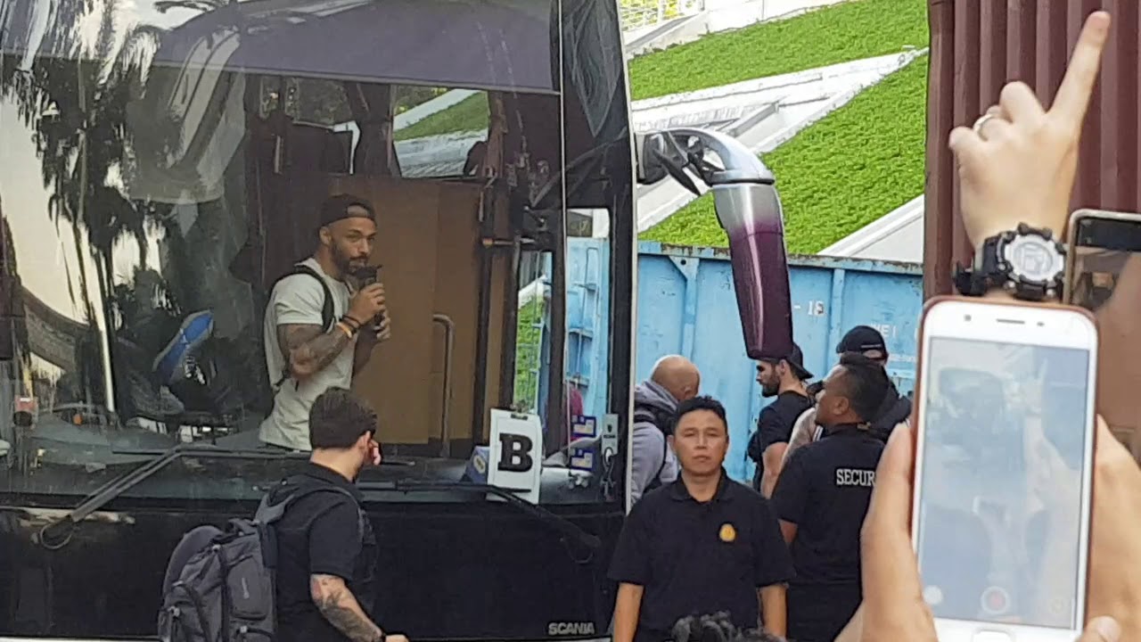 WWE Live Singapore 2019 - Superstars arrive at Indoor Stadium