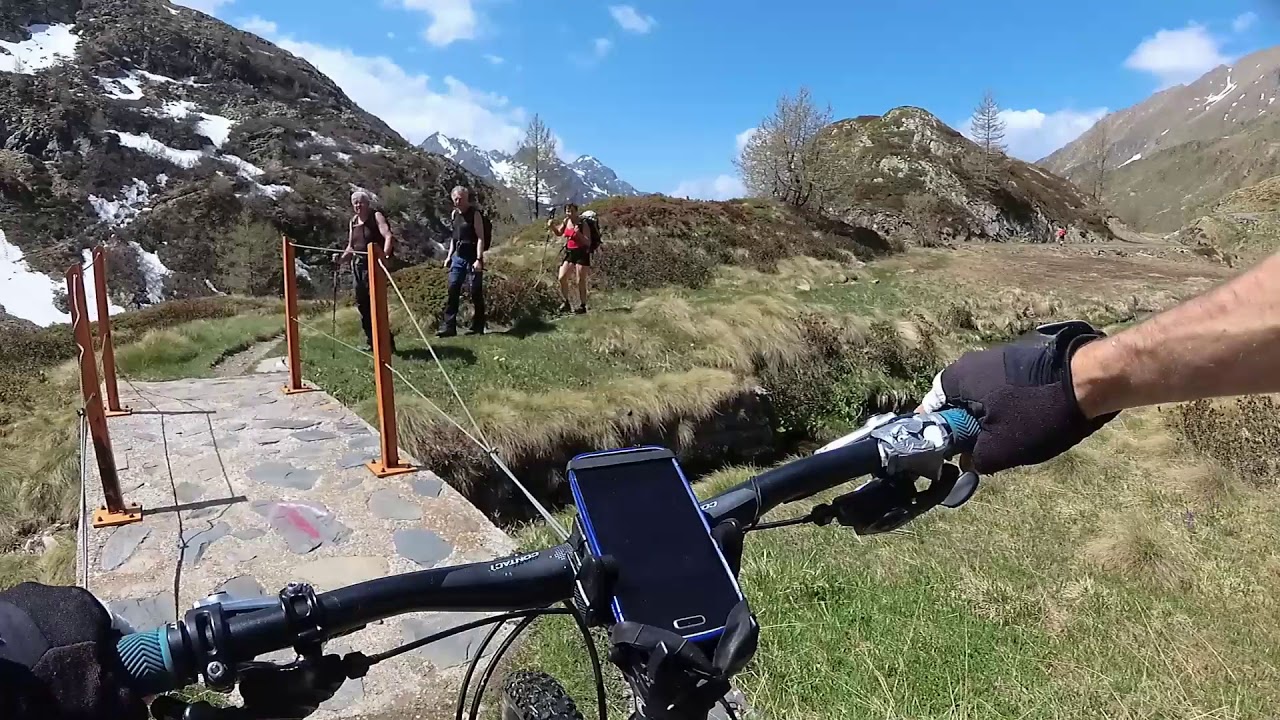 Rif.Longo, lago del diavolo e baita Amentarga