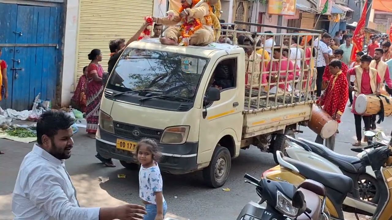 श्री हनुमान जन्मोत्सव निसान यात्रा 🚩🚩,प्राचीन हनुमान मंदिर, हाटपाड़ा, सम्बलपुर