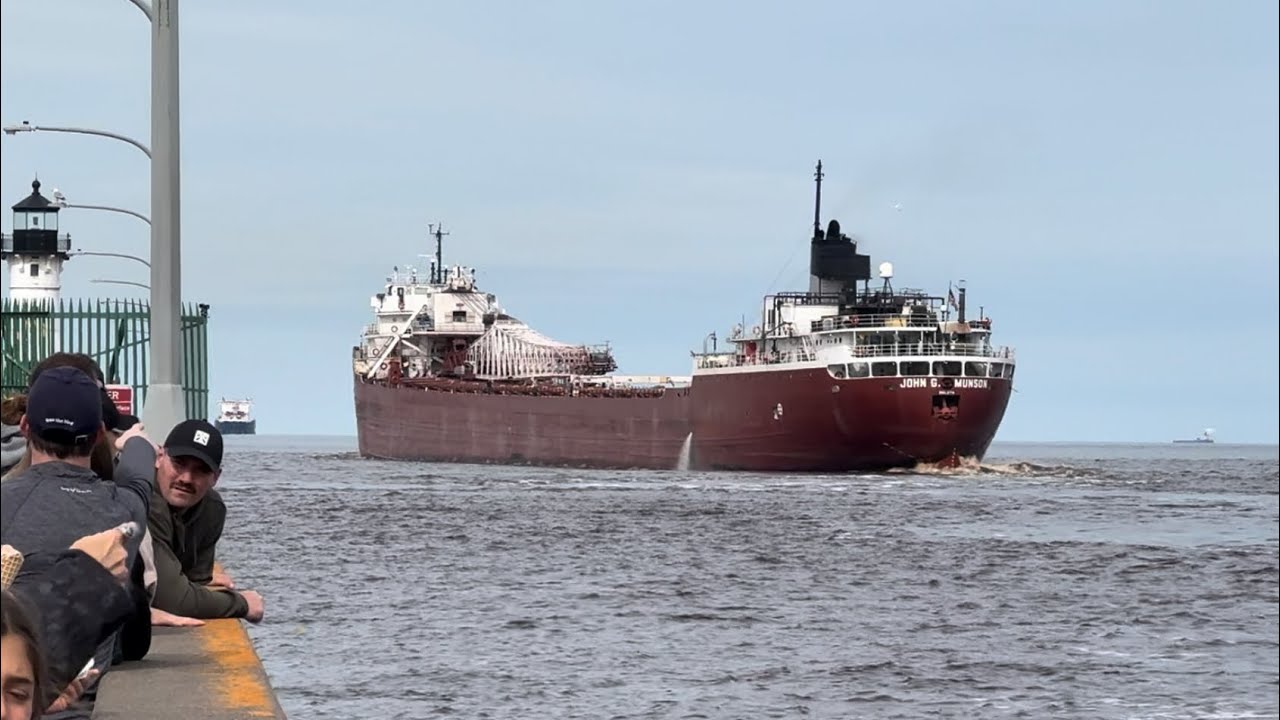 Quadruple Ships, Including the 2 Best Horns on the Great Lakes Being Show-Offs