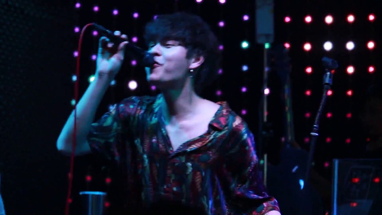 The TOYS - เล่นของสูง  LIVE @ Maldives Meng Chai | Cr.TATAEW