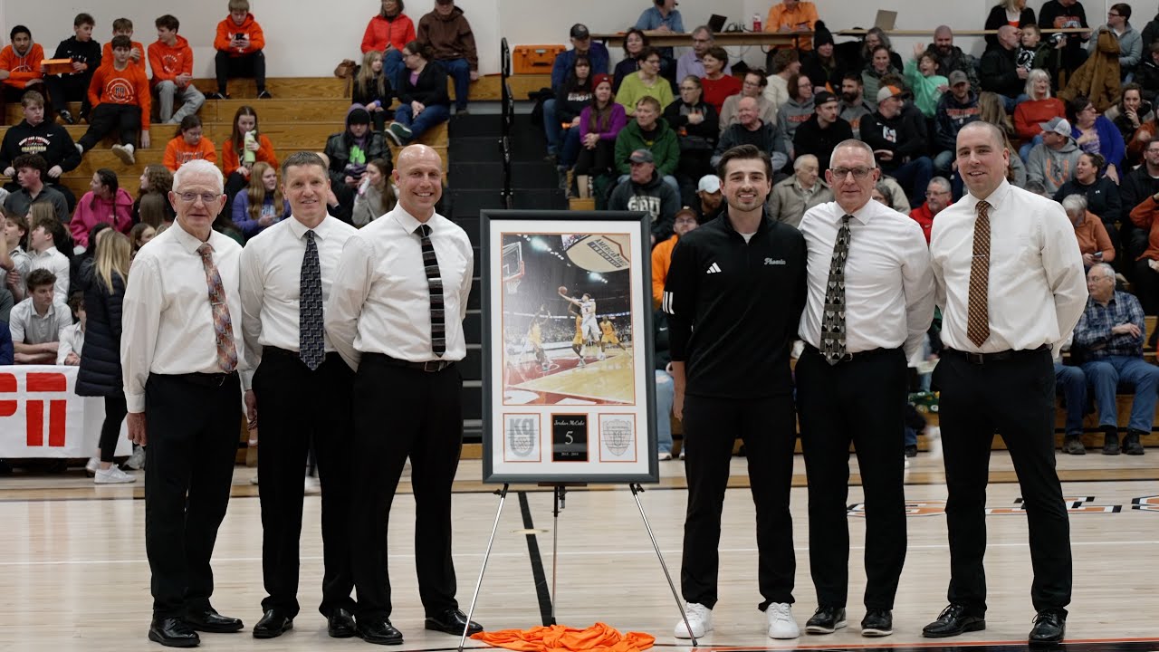 Kaukauna honors Jordan McCabe by retiring his No. 5 and then takes down Kimberly
