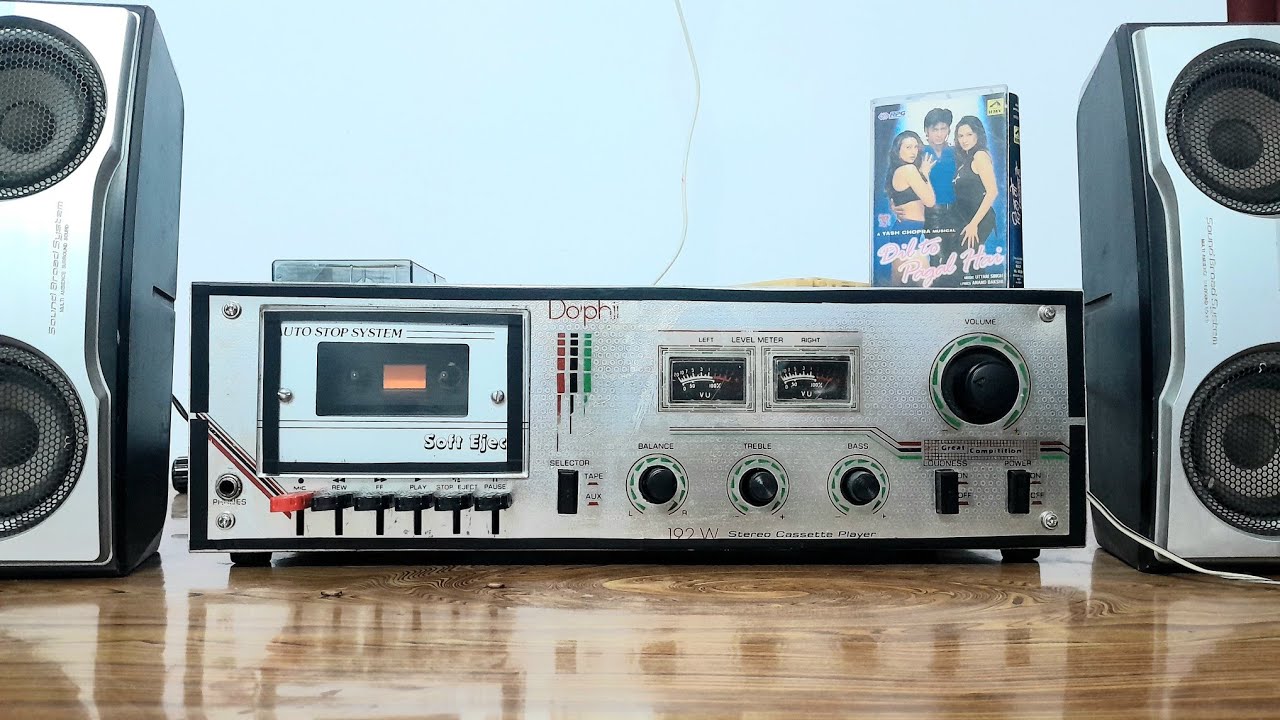 FLD CASSETTE PLAYER 