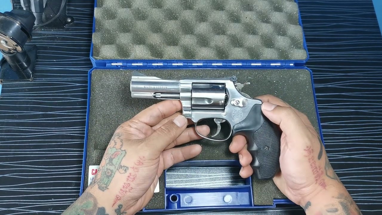 รีวิว Smith and Wesson | m60-4  | M60 3
