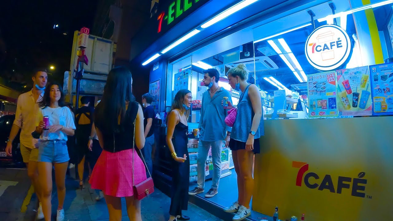 [4K]🔥HONG KONG NIGHTLIFE, Walking in LKF Club Streets, Saturday 2022