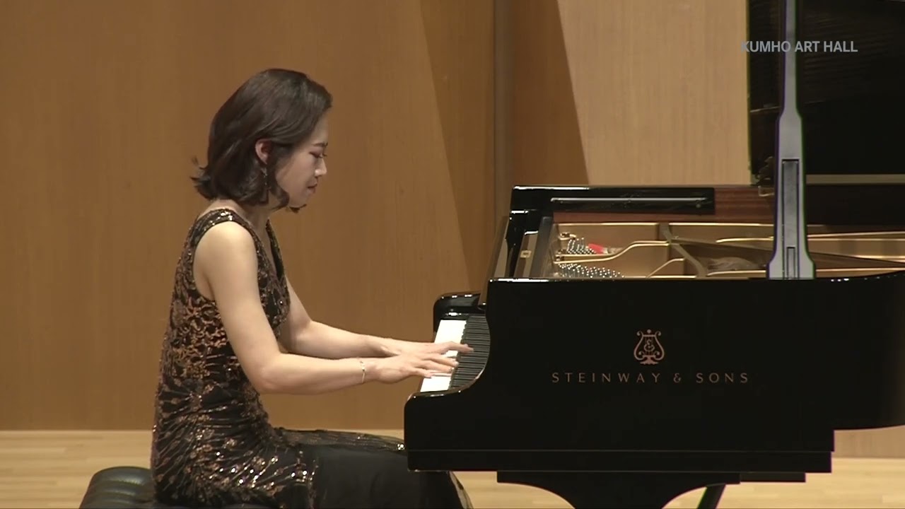 W. A. Mozart (1756-1791)Fantasia in d minor, K. 397
